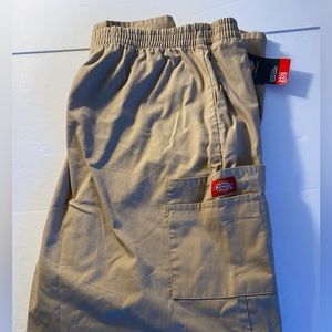 Dickies EDS Signature Women Scrubs Pant Natural Rise Tapered Leg Pull-on 86106